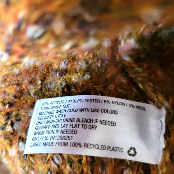 UNIVERSAL THREAD GOODS CO. Long Sweater - Picture 3 of 3